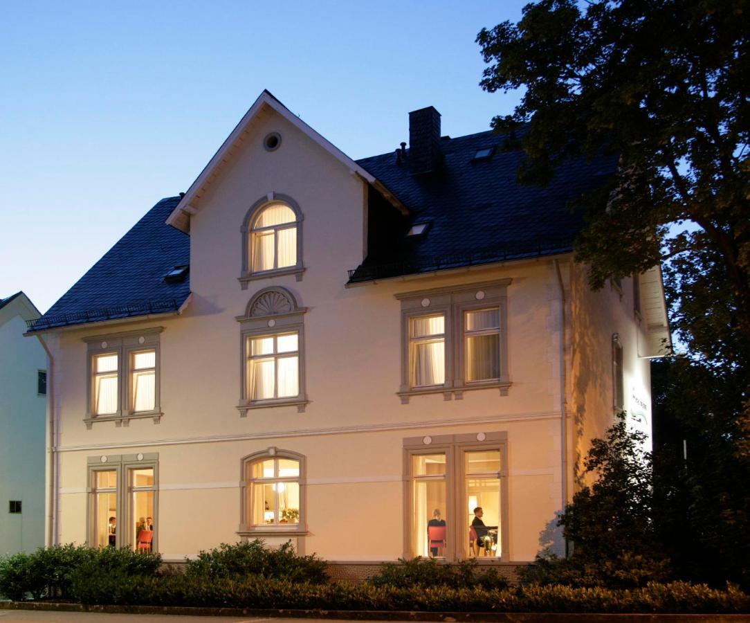 Hotel Am Wallgraben Брилон Экстерьер фото